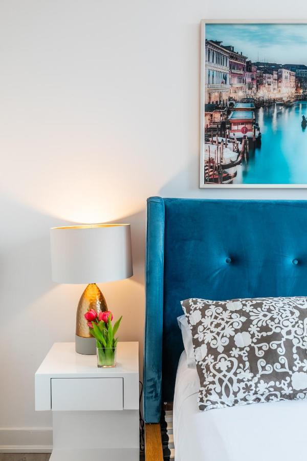 Luxury 2 Bedroom In The Heart Of Entertainment District W/ Cn Tower View Торонто Екстер'єр фото