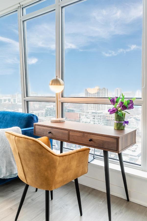 Luxury 2 Bedroom In The Heart Of Entertainment District W/ Cn Tower View Торонто Екстер'єр фото